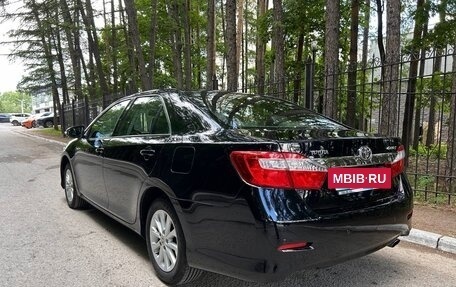 Toyota Camry, 2011 год, 1 650 000 рублей, 3 фотография