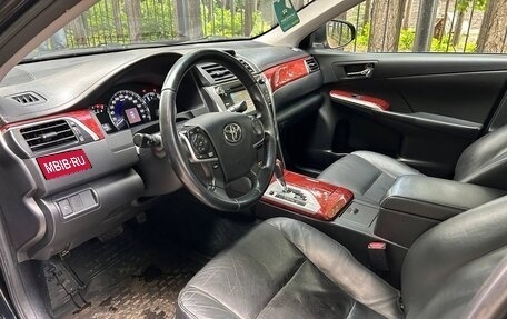 Toyota Camry, 2011 год, 1 650 000 рублей, 6 фотография