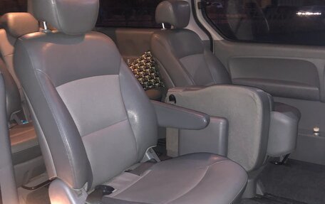Hyundai Grand Starex Grand Starex I рестайлинг 2, 2011 год, 1 200 000 рублей, 8 фотография