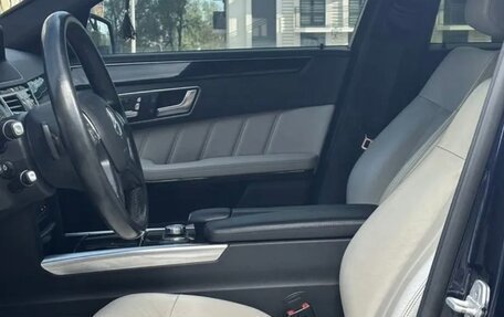 Mercedes-Benz E-Класс, 2015 год, 2 250 000 рублей, 9 фотография
