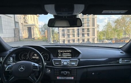 Mercedes-Benz E-Класс, 2015 год, 2 250 000 рублей, 20 фотография