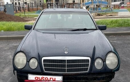 Mercedes-Benz E-Класс, 1997 год, 190 000 рублей, 2 фотография