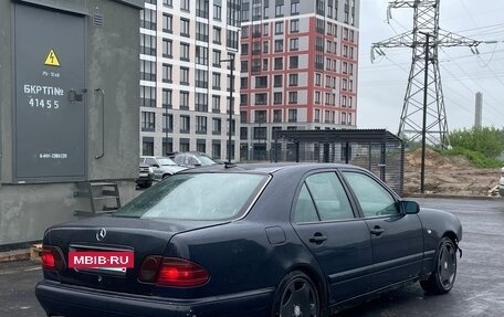 Mercedes-Benz E-Класс, 1997 год, 190 000 рублей, 6 фотография