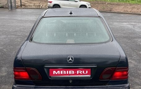 Mercedes-Benz E-Класс, 1997 год, 190 000 рублей, 5 фотография