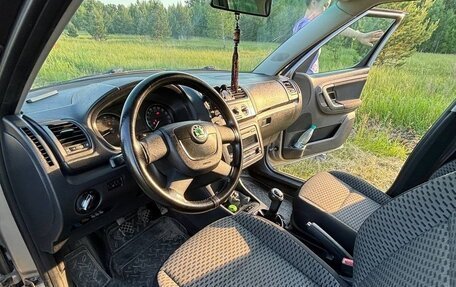 Skoda Roomster, 2011 год, 650 000 рублей, 7 фотография
