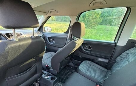 Skoda Roomster, 2011 год, 650 000 рублей, 8 фотография