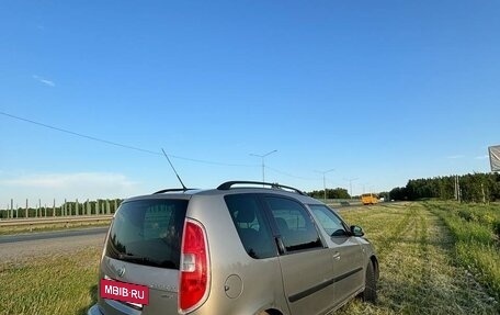 Skoda Roomster, 2011 год, 650 000 рублей, 2 фотография