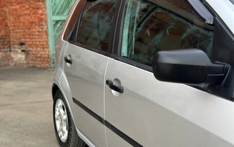 Ford Fiesta, 2004 год, 239 000 рублей, 12 фотография