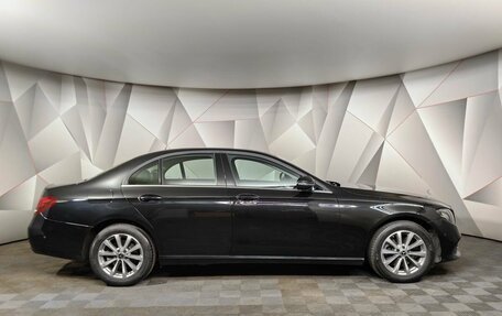 Mercedes-Benz E-Класс, 2020 год, 3 291 000 рублей, 6 фотография