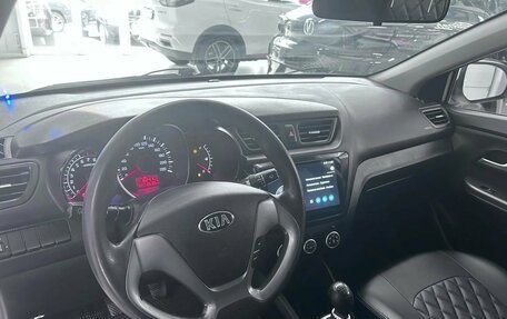 KIA Rio III рестайлинг, 2015 год, 864 000 рублей, 14 фотография