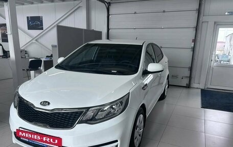 KIA Rio III рестайлинг, 2015 год, 864 000 рублей, 6 фотография