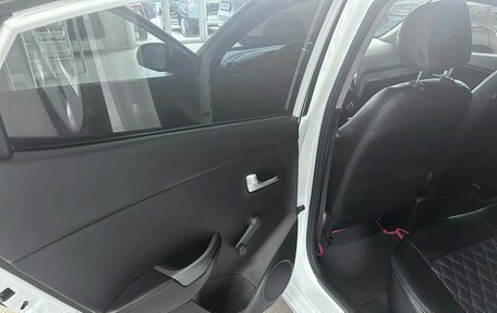 KIA Rio III рестайлинг, 2015 год, 864 000 рублей, 22 фотография