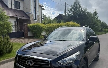 Infiniti QX70, 2015 год, 2 100 000 рублей, 1 фотография