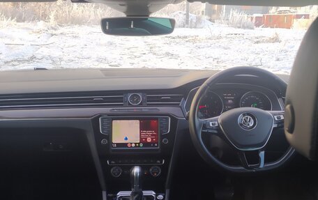Volkswagen Passat B8 рестайлинг, 2015 год, 1 630 000 рублей, 10 фотография