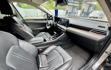 KIA K5, 2022 год, 2 420 000 рублей, 8 фотография