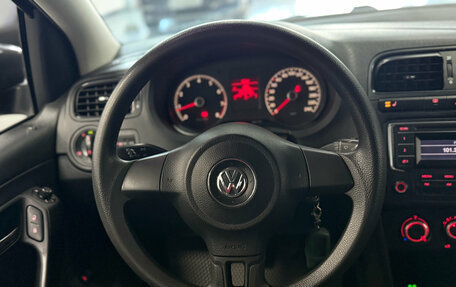 Volkswagen Polo VI (EU Market), 2013 год, 680 000 рублей, 11 фотография