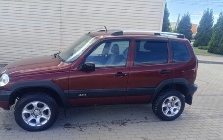 Chevrolet Niva I рестайлинг, 2004 год, 250 000 рублей, 2 фотография