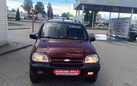 Chevrolet Niva I рестайлинг, 2004 год, 250 000 рублей, 6 фотография