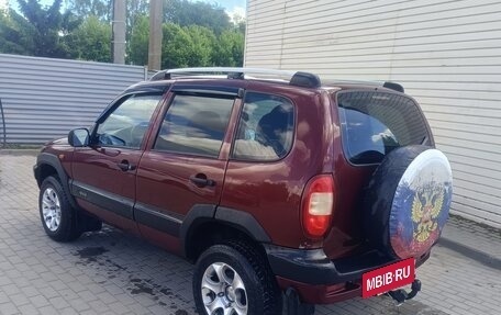 Chevrolet Niva I рестайлинг, 2004 год, 250 000 рублей, 9 фотография