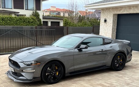 Ford Mustang VI рестайлинг, 2021 год, 4 500 000 рублей, 8 фотография