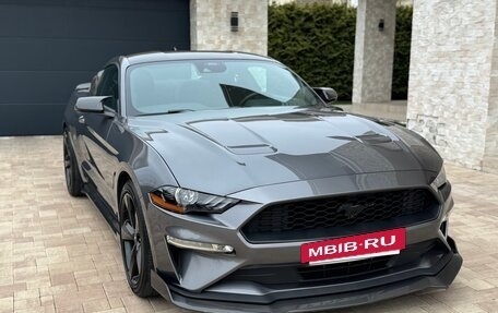 Ford Mustang VI рестайлинг, 2021 год, 4 500 000 рублей, 4 фотография