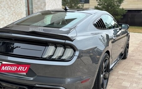 Ford Mustang VI рестайлинг, 2021 год, 4 500 000 рублей, 15 фотография