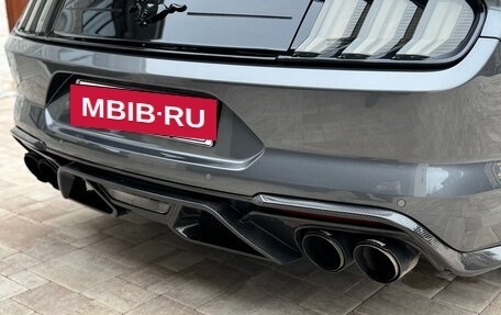 Ford Mustang VI рестайлинг, 2021 год, 4 500 000 рублей, 25 фотография