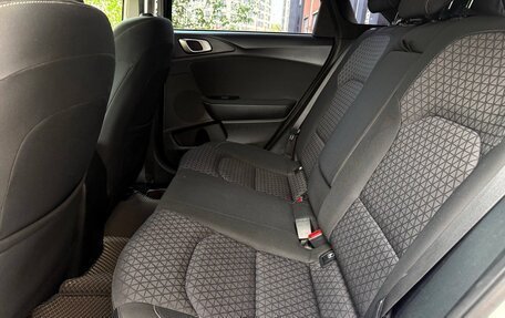 KIA cee'd III, 2018 год, 13 560 000 рублей, 17 фотография