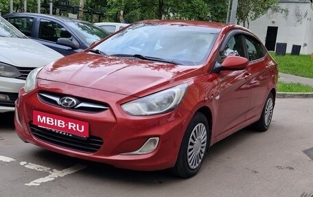 Hyundai Solaris II рестайлинг, 2011 год, 570 000 рублей, 2 фотография