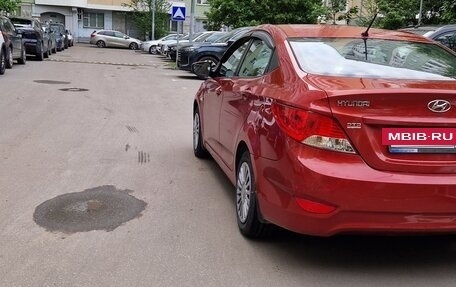 Hyundai Solaris II рестайлинг, 2011 год, 570 000 рублей, 4 фотография