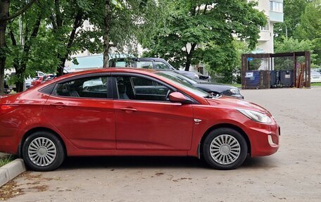 Hyundai Solaris II рестайлинг, 2011 год, 570 000 рублей, 12 фотография