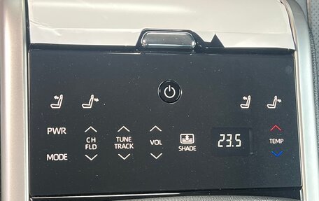 Toyota Camry, 2023 год, 5 500 000 рублей, 19 фотография