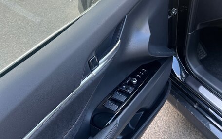 Toyota Camry, 2023 год, 5 500 000 рублей, 10 фотография