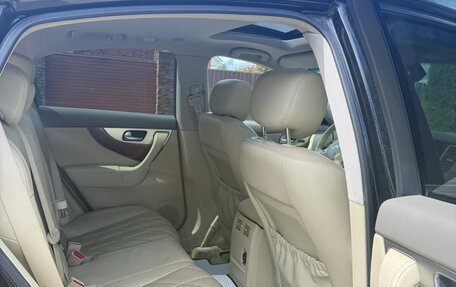 Infiniti QX70, 2015 год, 2 100 000 рублей, 11 фотография
