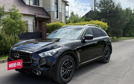 Infiniti QX70, 2015 год, 2 100 000 рублей, 4 фотография