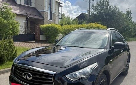 Infiniti QX70, 2015 год, 2 100 000 рублей, 16 фотография