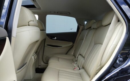 Infiniti QX50 I рестайлинг, 2015 год, 2 050 000 рублей, 11 фотография