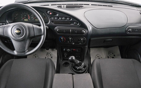 Chevrolet Niva I рестайлинг, 2016 год, 839 000 рублей, 11 фотография