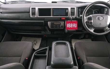 Toyota HiAce H200, 2014 год, 2 949 000 рублей, 11 фотография