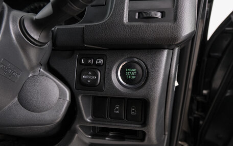 Toyota HiAce H200, 2014 год, 2 949 000 рублей, 19 фотография