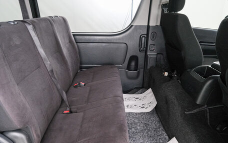 Toyota HiAce H200, 2014 год, 2 949 000 рублей, 22 фотография
