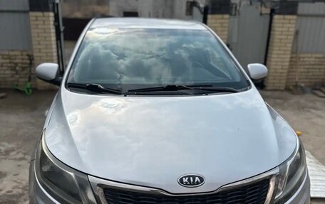 KIA Rio III рестайлинг, 2012 год, 750 000 рублей, 2 фотография