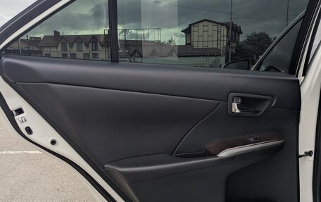 Toyota Camry, 2016 год, 2 300 000 рублей, 11 фотография