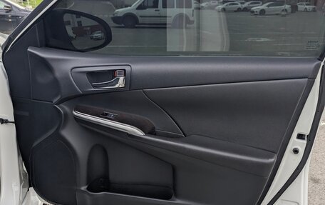 Toyota Camry, 2016 год, 2 300 000 рублей, 12 фотография