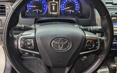 Toyota Camry, 2016 год, 2 300 000 рублей, 15 фотография