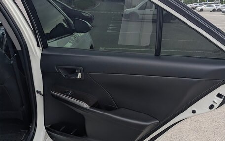 Toyota Camry, 2016 год, 2 300 000 рублей, 13 фотография