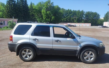 Ford Maverick, 2006 год, 630 000 рублей, 2 фотография