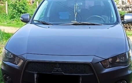 Mitsubishi Outlander III рестайлинг 3, 2010 год, 1 100 000 рублей, 10 фотография