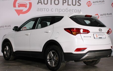 Hyundai Santa Fe III рестайлинг, 2017 год, 2 300 000 рублей, 2 фотография