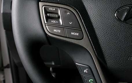Hyundai Santa Fe III рестайлинг, 2017 год, 2 300 000 рублей, 14 фотография